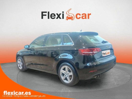 Audi A3 35 TFSI 110kW (150CV) S tronic Sportback - Badajoz