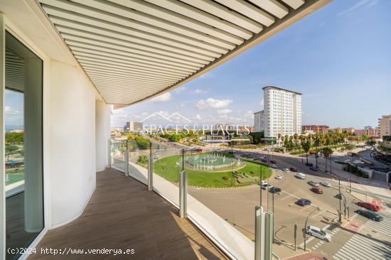 Lujo de élite en Ikon: Alquila un apartamento de dos habitaciones con vistas. - VALENCIA