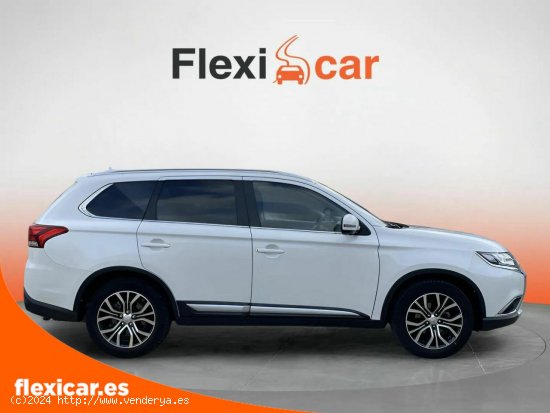 Mitsubishi Outlander 200 MPI Motion CVT 2WD 5 Plazas - Figueres