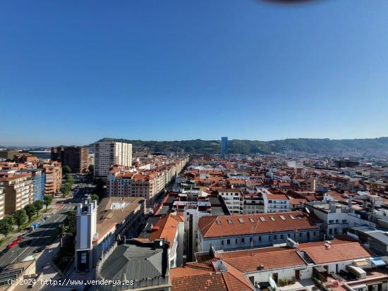 VENTA VIVIENDA CON IMPRESIONANTES VISTAS EN EDIFICIO REINA VICTORIA - VIZCAYA