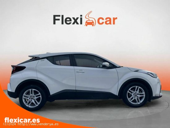 Toyota C-HR 1.8 125H Active - Pamplona