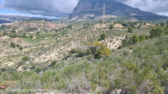 Estupenda parcela situada   por encima Campo de Golf ⛳️ Alfarella - ALICANTE