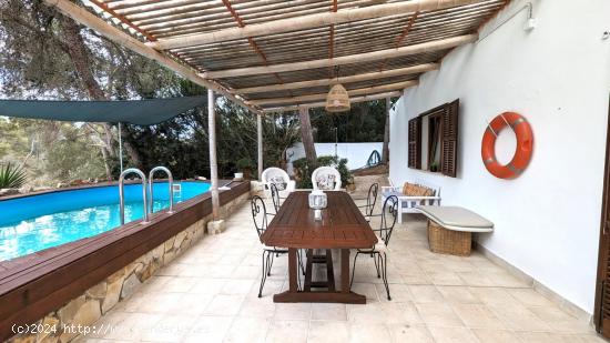  Finca Rústica con licencia de alquiler vacacional en Cala Figuera, Mallorca - BALEARES 