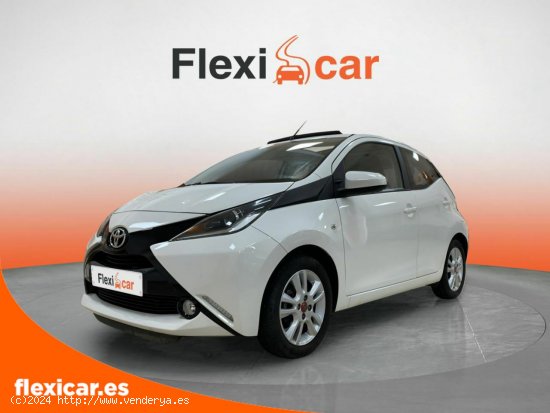 Toyota Aygo 1.0 70 x-cite - Castellón de la Plana