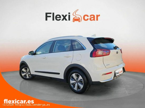 Kia Niro 1.6 GDi HEV 104kW (141CV) Drive - Segovia