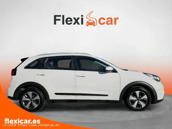 Kia Niro 1.6 GDi HEV 104kW (141CV) Drive - Segovia