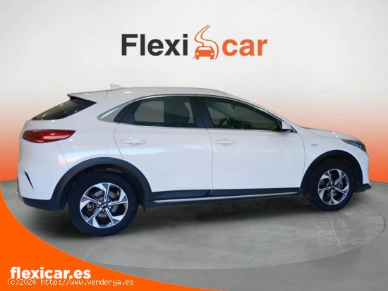 Kia XCeed 1.6 CRDi Drive 85kW (115CV) - Sevilla