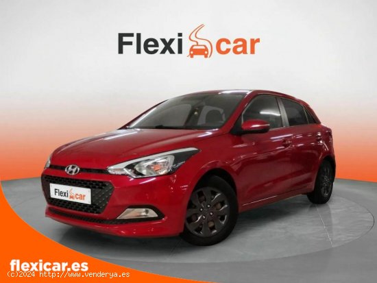 Hyundai i20 1.2 MPI 62kW (85CV) Essence - Badalona