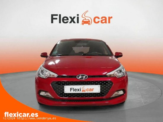 Hyundai i20 1.2 MPI 62kW (85CV) Essence - Badalona