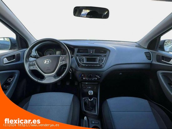 Hyundai i20 1.2 MPI Elegant - Esplugues de Llobregat