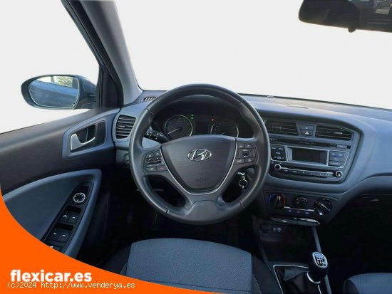 Hyundai i20 1.2 MPI Elegant - Esplugues de Llobregat