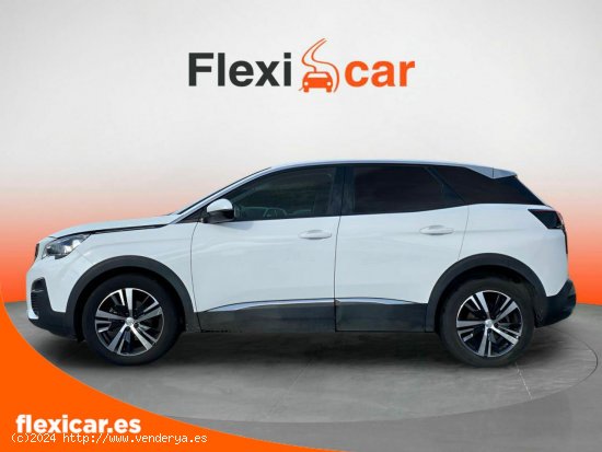 Peugeot 3008 1.2 PURETECH 96KW (130CV) ALLURE S&S - Pamplona