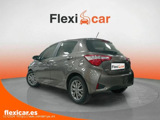 Toyota Yaris 1.0 70 Business - Cornellà de Llobregat