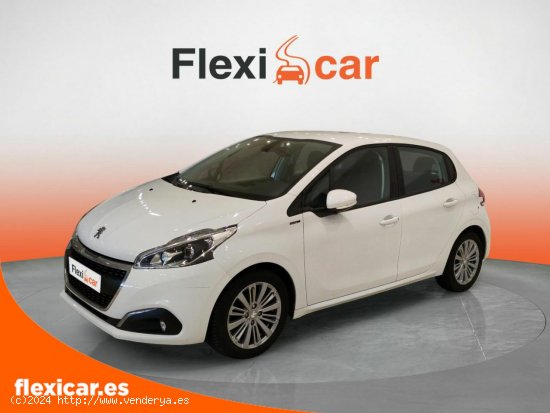 Peugeot 208 5P Signature 1.2L PureTech 81KW (110CV) - Cáceres