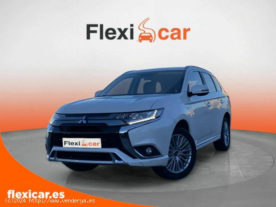 Mitsubishi Outlander 2.4 PHEV Motion Auto 4WD - Pamplona