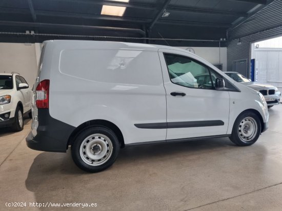 Ford Transit Courier 1.5 TDCI 75 CV FINANCIADO AL 5,9% - Alfafar