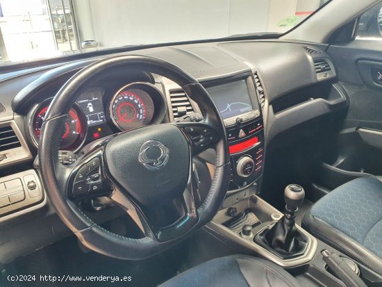 SsangYong Tivoli 1.6 TD 115 CV PREMIUM 4X2 - Alfafar