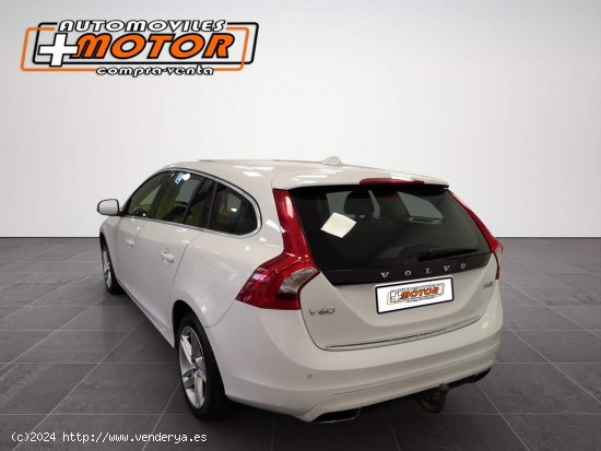 Volvo V60 2.4 D5 Twin AWD Momentum Auto - Torrelavega