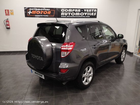 Toyota Rav4 2.2 D-4D EXECUTIVE - Torrelavega