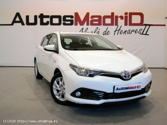  Toyota Auris 1.8 140H Hybrid Business - Alcalá de Henares 