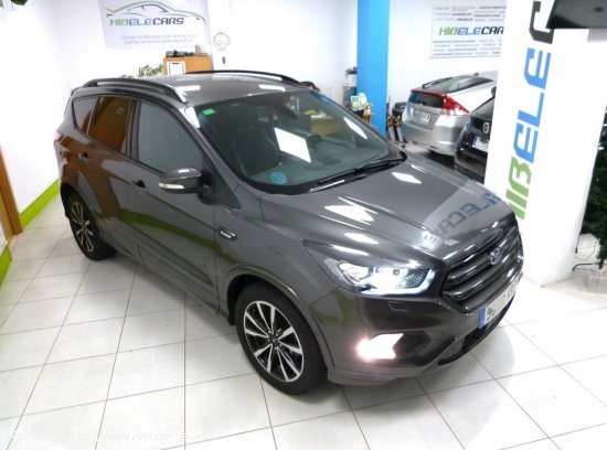 Ford Kuga ST LINE EDITION LIMITED - Montcada i Reixach