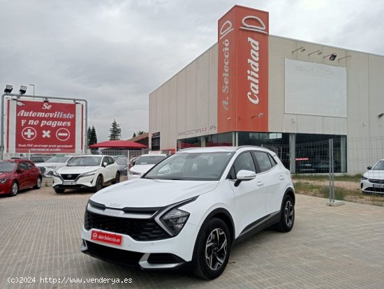  Kia Sportage 1.6 T-GDi 110kW (150CV) Drive 4x2 BLANCO 2023 - Carcaixent 