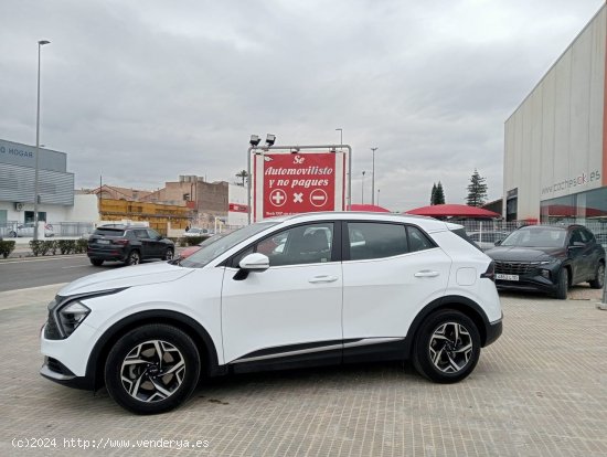 Kia Sportage 1.6 T-GDi 110kW (150CV) Drive 4x2 BLANCO 2023 - Carcaixent