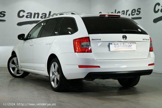 Skoda Octavia Combi 2.0 TDI CR 150cv DSG Style - Las Rozas de Madrid