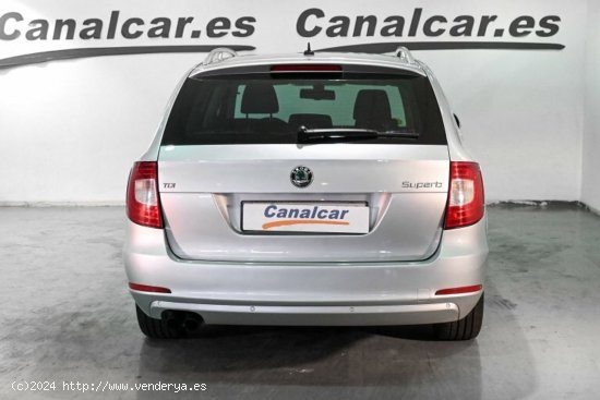 Skoda Superb Combi 1.9 TDI PD Ambition - Las Rozas de Madrid