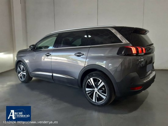 Peugeot 5008 GT - Montcada y Reixach