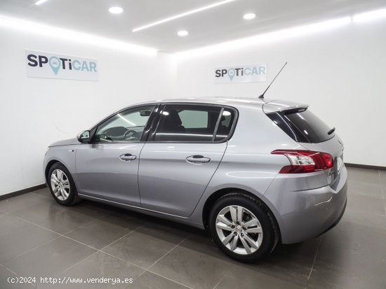 Peugeot 308 5p Style 1.6 BlueHDi 100 - Manises