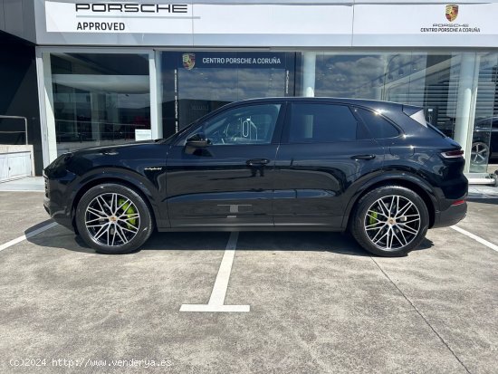 Porsche Cayenne E-HYB - Perillo