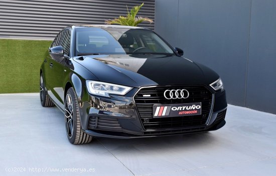 Audi A3 Sportback Black line 30 TDI Matrix, CarPlay, Android Auto - Beniajan