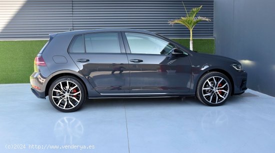 Volkswagen Golf Sport RLine 2.0 TDI 110kW 150CV CarPlay, Gris urano - Beniajan