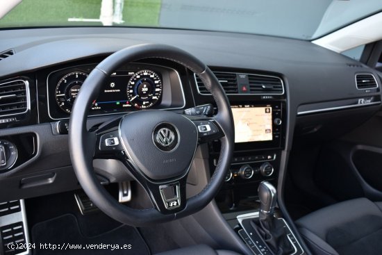 Volkswagen Golf Sport RLine 2.0 TDI 110kW 150CV CarPlay, Gris urano - Beniajan