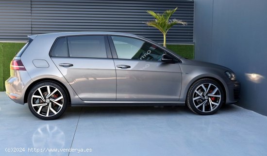 Volkswagen Golf GTD 2.0 TDI 184CV BMT - Beniajan