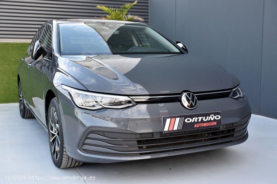 Volkswagen Golf Life 2.0 TDI 85kW 115CV CarPlay, Camara, Android Auto - Beniajan