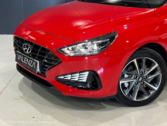 Hyundai i30 1.5 dpi 110cv klass slx - Córdoba