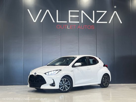  Toyota Yaris 1.5 120 cv dynamic -  