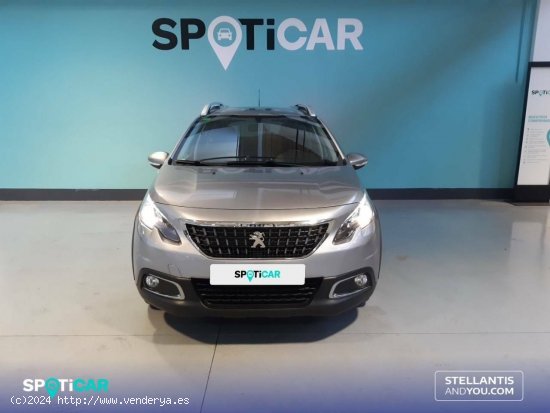 Peugeot 2008   1.2 PureTech 60KW (82CV) Signature - Barcelona