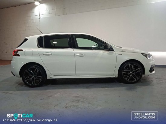 Peugeot 308  5P  PureTech 130 S&S 6 Vel. MAN GT Line - Sant Feliu de Llobregat