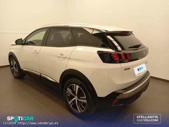 Peugeot 3008  1.2 PureTech 96KW (130CV) S&S Allure - Zaragoza