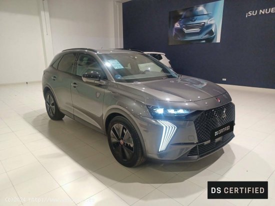 DS Automobiles DS 7 Crossback  E-TENSE 225 PERFORMANCE LINE + - Polígono Industrial de Son Castell