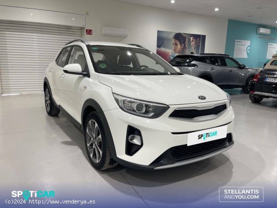 Kia Stonic  1.0 T-GDi 74kW (100CV) Concept - Almería