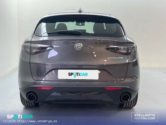 Alfa Romeo Stelvio  2.2 Diesel 118kW (160CV)  RWD Sprint - Sevilla