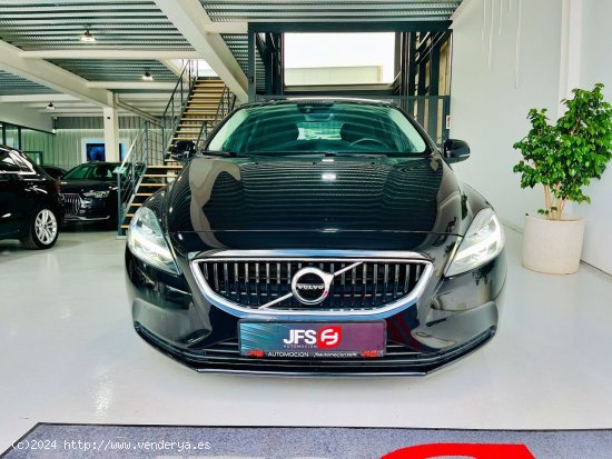 Volvo V40 2.0D 120 CV - Benalup