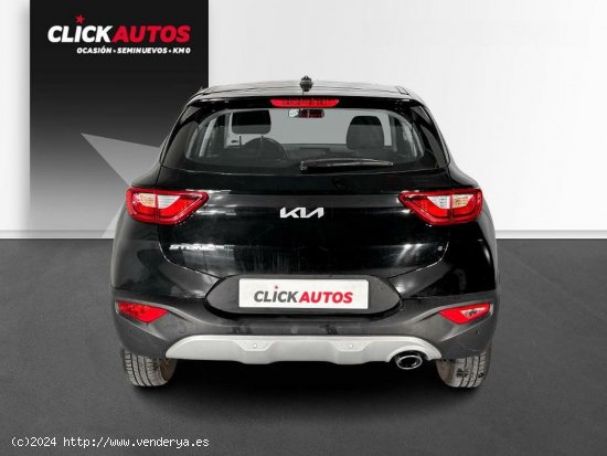 Kia Stonic 1.2 84CV Emotion Pack - Málaga