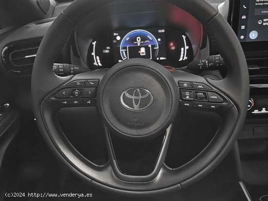 Toyota Yaris Cross 1.5 e-CVT 116CV 120H Active Plus - Santander