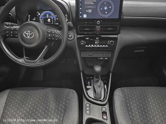 Toyota Yaris Cross 1.5 e-CVT 116CV 120H Active Plus - Santander