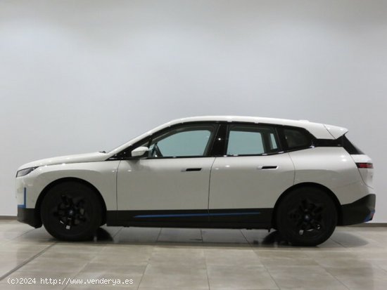 BMW iX xdrive50 385 kw (523 cv) - San Juan